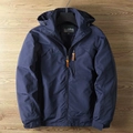 Veste outdoor bleu marine pour homme, imperméable avec broderie et poignets réglables - M / Bleu