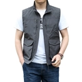 Gilet outdoor grigio scuro da uomo con tasche multiple e colletto alla coreana - M / Grigio