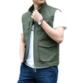 Gilet outdoor da uomo in verde militare con design multitasche stile cargo - M / Verde Militare