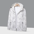 Chaqueta cortavientos de camuflaje para hombre con estampado tropical y capucha en gris - S / Blanco