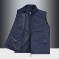 Gilet funzionale blu scuro con tasche multiple e fodera in rete traspirante da uomo - M / Blu scuro