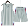 Completo sportivo grigio da uomo in seta di ghiaccio con canotta a V e pantaloncini mesh - L / Grigio