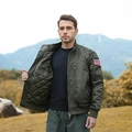 Giacca bomber MA-1 verde militare da uomo con tasca sulla manica e bandiera americana - S / Verde Militare Imbottito