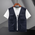 Gilet cargo blu scuro da uomo con quattro tasche funzionali e chiusura a cerniera - M / Blu scuro