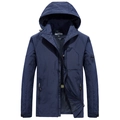 Chaqueta cortavientos azul marino para hombre con capucha, forro de malla y bolsillos con cremallera - M / Azul Real