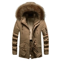 Parka invernale da uomo color kaki con fodera in pile caldo e cappuccio in pelliccia - M / Cachi