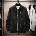 Chaqueta bomber negra para hombre estilo callejero con estampados de letras y puños - M / Negro