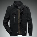 Chaqueta militar N1 clásica en color negro con cuello levantado y forro interior cálido - M / Negro