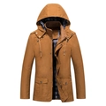 Herren Slim-Fit Kapuzenjacke in Camel mit Karofutter und Kordelzug an der Taille - M / Erdgelb