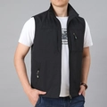 Gilet sportivo da uomo nero ad asciugatura rapida con collo alto e multitasche - M / Nero