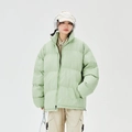 Giacca imbottita verde chiaro da uomo con collo alto e design trapuntato minimalista - S / Verde