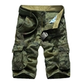 Pantaloncini cargo mimetici da uomo in cotone con tasche multiple e cintura in tela - EU 29 / Verde Militare Camo