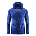 Chaqueta de protección solar azul real para hombre con capucha y bolsillos con cremallera - M / Azul Medio & Blanco