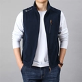 Chaleco polar azul marino para hombre con cuello alto y tirador de cremallera naranja - M / Azul oscuro