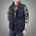 Gilet uomo blu navy multifunzionale con tasche utility e tessuto impermeabile - M / Blu scuro