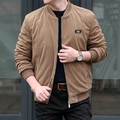 Classic brown corduroy jacket for men with ribbed collar and metal zipper closure - M / Camel