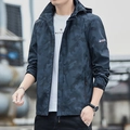 Veste à capuche homme bleu marine avec motif camouflage et poches pratiques - M / Noir