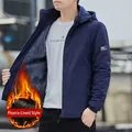 Chaqueta de hombre con capucha azul oscuro, forro polar cálido y bolsillos con cremallera - M / Estilo con Forro de Felpa / Azul