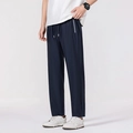 Pantaloni da uomo in seta di ghiaccio blu scuro con elastico in vita e tasche a zip - M / Dark Blue / Straight Leg