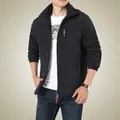 Giacca tattica da uomo nera con cappuccio, imbottitura calda e tasca con zip funzionale - M / Nero