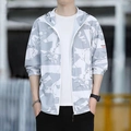Veste de protection solaire UPF50+ en soie glacée avec motif camouflage gris et blanc - M / Blanc Cassé Gris