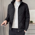 Giacca trapuntata nera da uomo con collo alto e cerniera, abbigliamento casual moderno - M / Nero