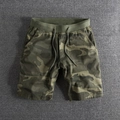 Pantalones cortos de camuflaje para hombre en algodón lavado con cordón en verde oliva - S / Camuflaje Verde