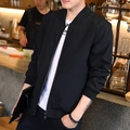 Stilvolle Herrenjacke in Schwarz mit Baseballkragen und eleganten Metallverzierungen - M / Schwarz