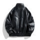Schwarze Herren PU-Lederjacke mit Stehkragen und geripptem Saum in der Rückansicht - M / Schwarz