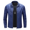 Schlank geschnittene Herren-Motorradjacke aus Kunstleder in Königsblau mit Steppdetails - M / Blau