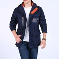 Chaqueta cortavientos azul marino para hombre con forro naranja y capucha fija - M / Azul oscuro