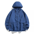 Donkerblauwe zonbeschermende jas voor heren met capuchon en tactische cargozakken - S / Waterblauw