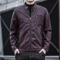 Heren slim fit PU-leren jas in bordeauxrood met opstaande kraag en ritszakken detail - M / Bordeauxrood