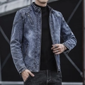 Schmal geschnittene Vintage-Jeansjacke für Herren in Dunkelblau mit Reißverschlusstaschen - M / Blau Fleece Gefüttert