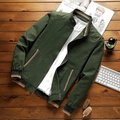 Giacca da uomo verde militare con colletto alla coreana e bordi a coste a righe - M / Verde