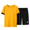 Hellgelbes Herren-Sommer-T-Shirt und schwarze Kordelzug-Shorts im lässigen Zweiteiler-Set - M / Gelb
