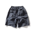 Pantaloncini cargo ampi da uomo blu scuro con elastico in vita e grandi tasche posteriori - S / Grigio Ferro