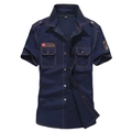 Chemise homme ajustée en coton bleu marine style militaire à manches courtes - M / Bleu Royal