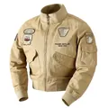 Chaqueta bomber caqui para hombre con parches militares y acabados elásticos - M / Caqui