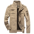 Veste militaire homme kaki avec badges airborne rétro et toile de coton de qualité - M / Kaki