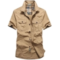 Khaki katoenen herenhemd met korte mouwen in militaire stijl met borstzakken en ruitjesdetail - M / Khaki