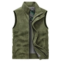 Chaleco de pana verde oliva para hombre con cuello alto y bordado Free Spirit - S / Verde Militar