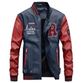 Heren varsity kunstlederen jas met rood en blauw kleurblok en letter R patch op de borst - M / Blauw Rood Patchwork