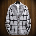 Cardigan da uomo a quadri grigi con collo a scialle e chiusura classica a bottoni - M / Grigio
