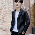 Veste de moto noire en simili cuir pour homme avec rivets sur les épaules - M / Noir