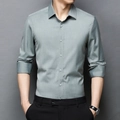 Camicia da uomo slim fit verde salvia a maniche lunghe con colletto classico e bottoni - M / verde chiaro