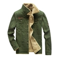 Herren Winterjacke in Militärgrün mit warmem Fleecefutter und taktischem Design - M / Armeegrün
