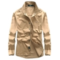 Herren Cargo-Langarmhemd in Khaki mit Free Spirit Stickerei auf weißem Hintergrund - M / Khaki