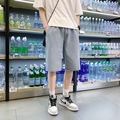 Pantaloncini di jeans uomo azzurro, vestibilità ampia con lavaggio vintage estivo - S / Design Personaggio Mostro (G25)