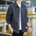 Camisa de algodón gris oscuro para hombre de manga larga con bolsillos dobles y etiqueta - M / Estilo con Estampado de Doble Bolsillo - Gris (8823)